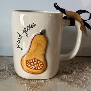Elegant Cream Gourd Mug